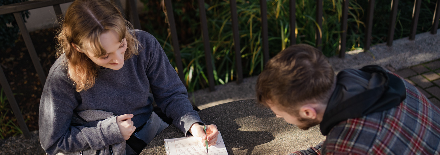 SBGE Students Sophia & CJ Studying on Campus